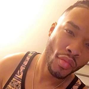 Meet your Posher, Sterling